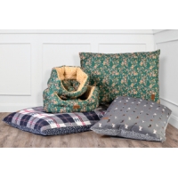 Danish Design FatFace Marching Dogs Deluxe Slumber Pet Bed 18" / 45cm